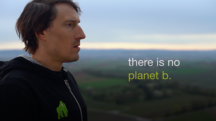 hep-Trailer "invest in clean energy"