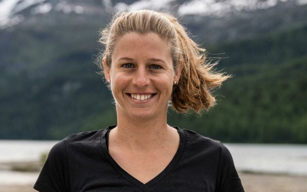 Tri­ath­le­te Imo­gen Sim­monds joins hep Sports Teams